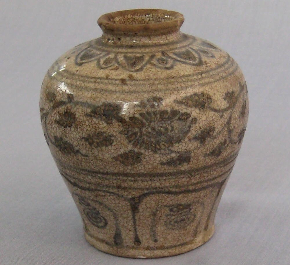 Jar (Buli-Buli Kecil), Vietnam
